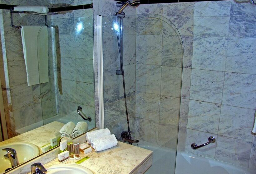 Hotel Husa Pedralbes Barcellona