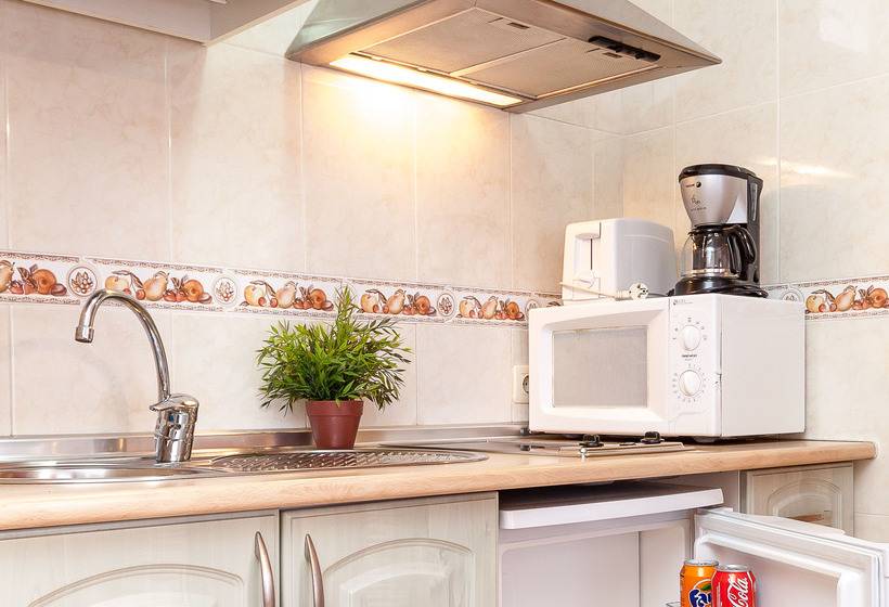 Apartamentos El Cenachero Málaga