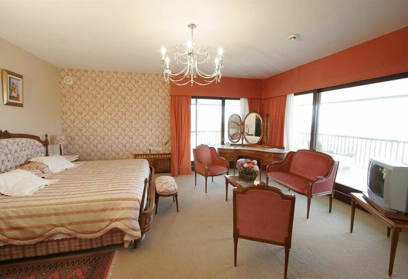 Hotel Arresi Lemoiz
