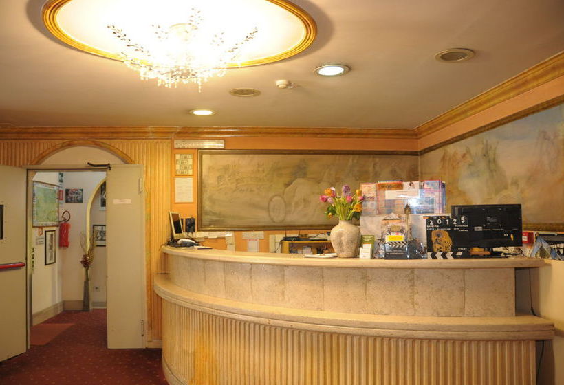 Hotel Cinecitta Rome