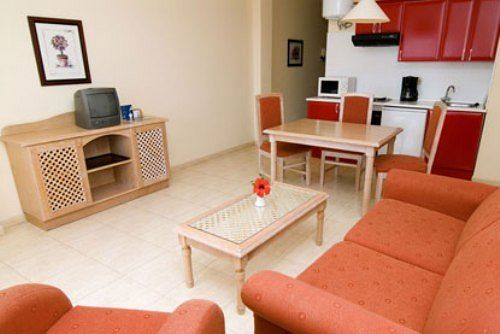 Room H10 Costa Salinas Playa de los Cancajos