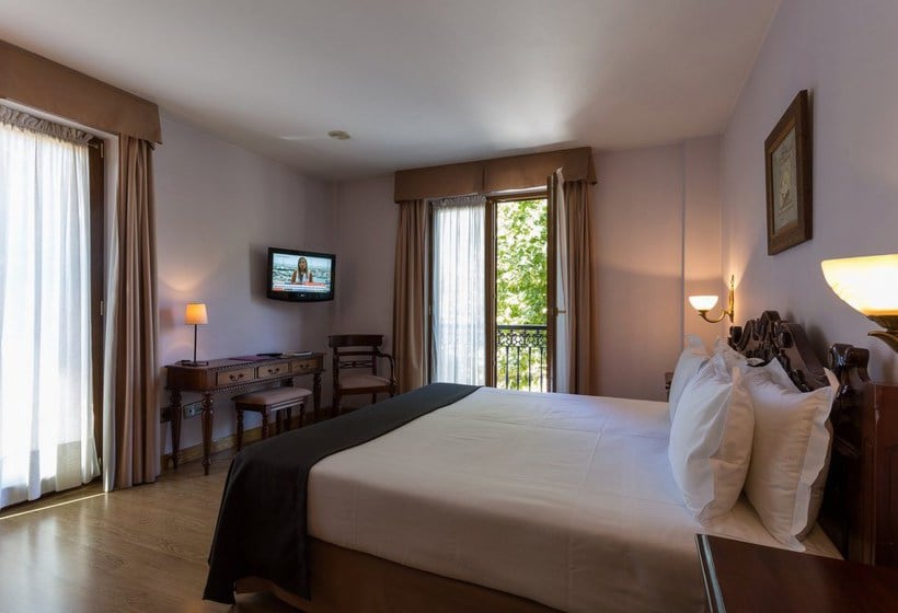 Room Hotel Ayre Alfonso II Oviedo