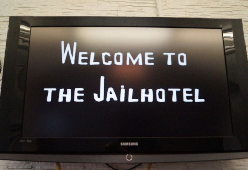 Jailhotel Lowengraben Lucerna