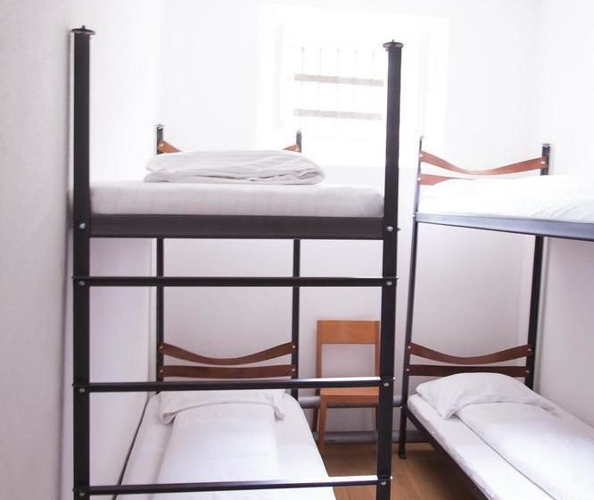 Jailhotel Lowengraben Lucerna