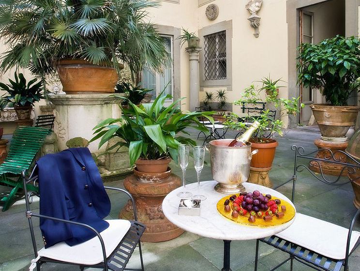 Hotel All-Suites Palazzo Magnani Feroni Firenze