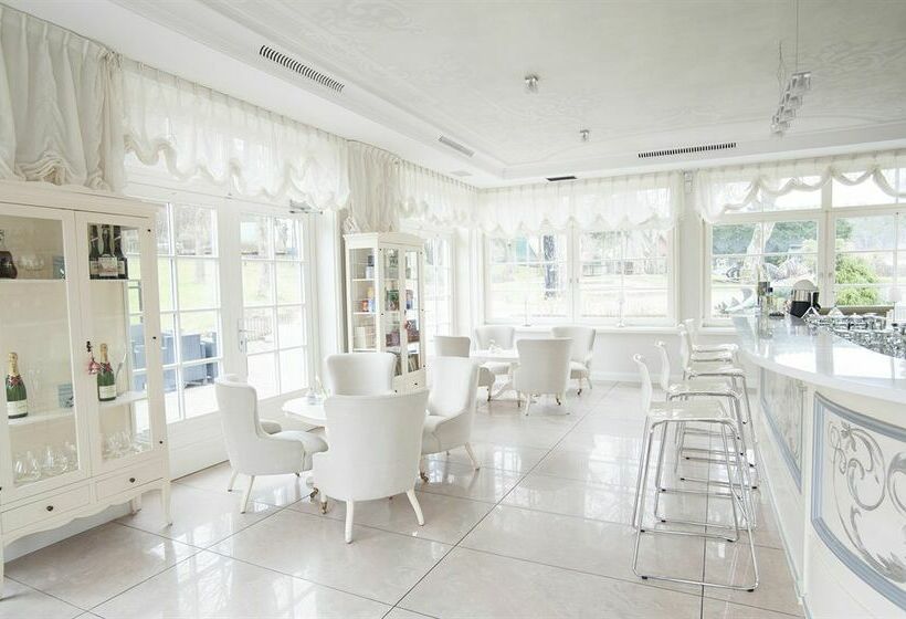 Hotel Dwor Oliwski Danzica