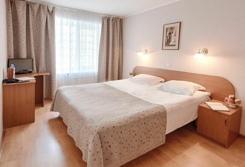 Hotel Polustrovo Saint Petersburg