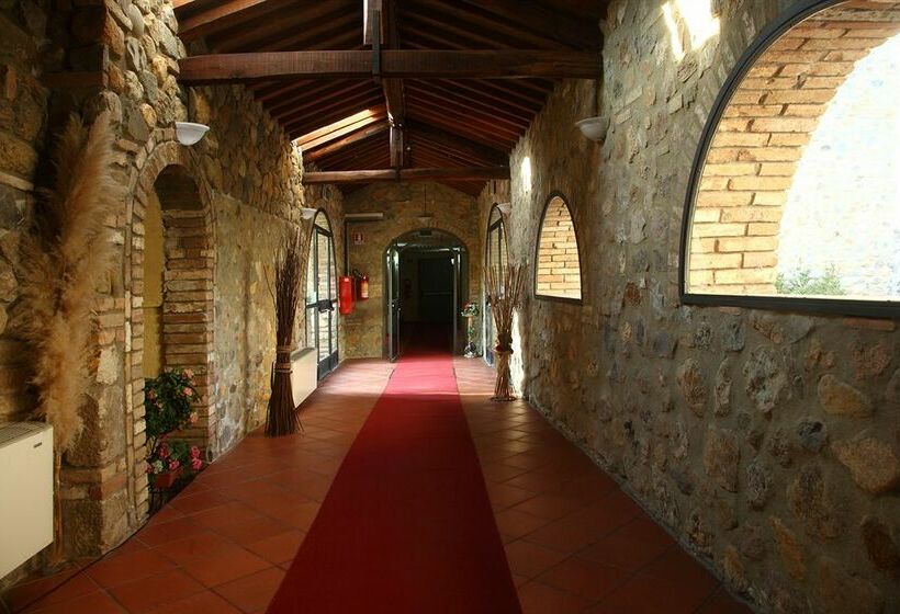 호텔 La Locanda Del Ponte Monticiano