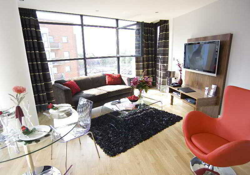 Blue Rainbow Aparthotel Manchester