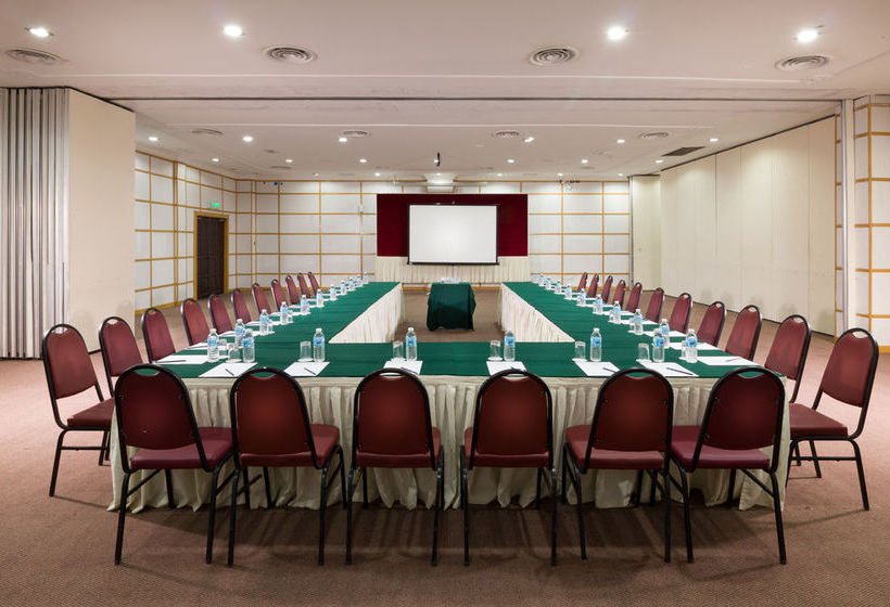 فندق Merang Suria Resort ميرانغ