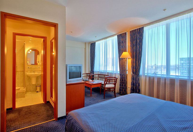 Hotel Aeropolis Moscú