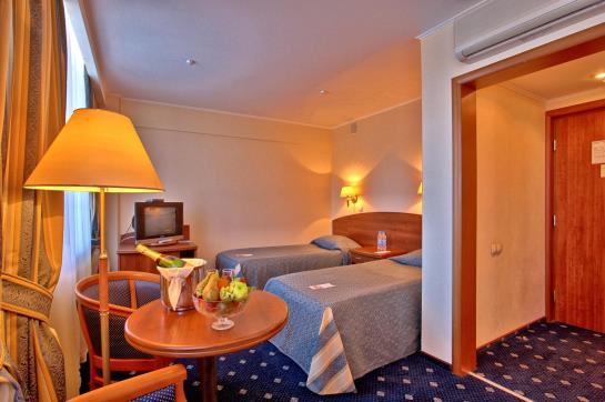 Hotel Aeropolis Moscú