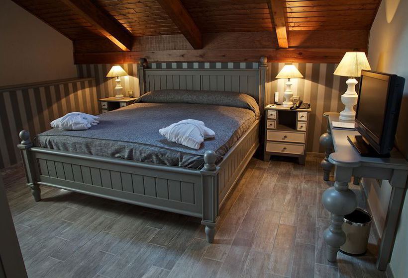 Quarto Hotel Marques de la Ensenada Valhadolid