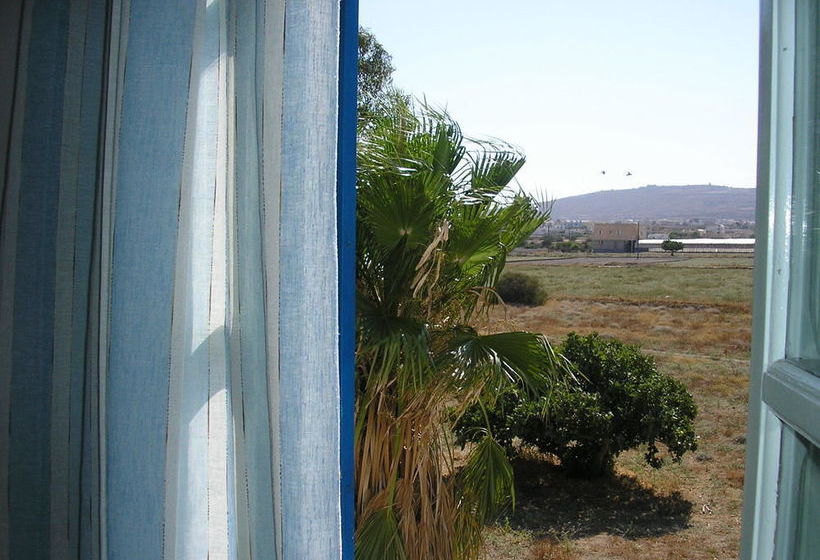 Ira Studios 3 Perissa