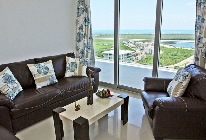 Barcelona Tower Suites Cancun