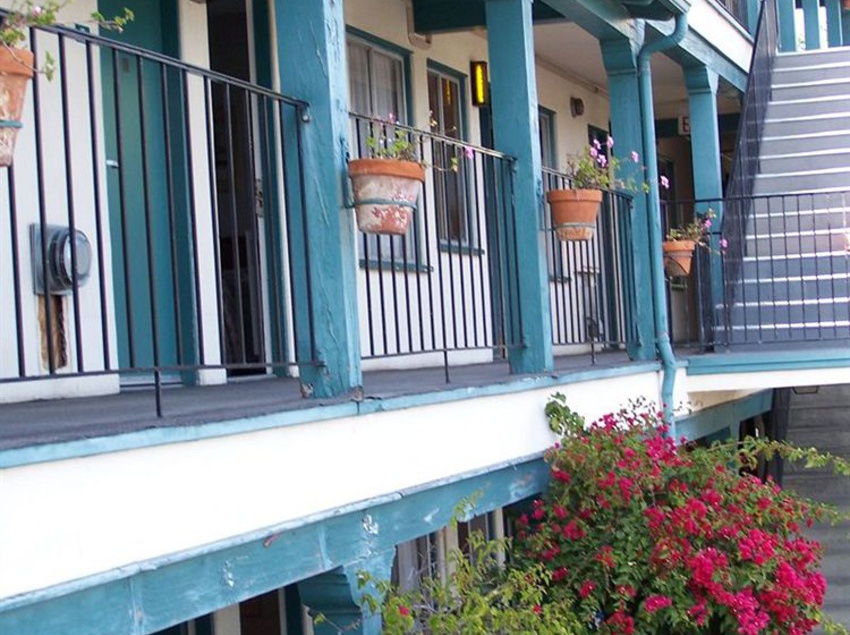 Hotel Fiesta Inn And Suites Santa Barbara