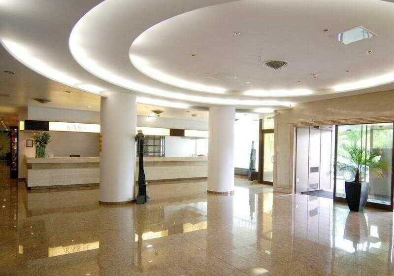 Airo Hotel Tower Viena