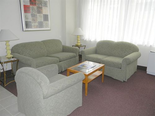The Esplanade Hotel White Plains