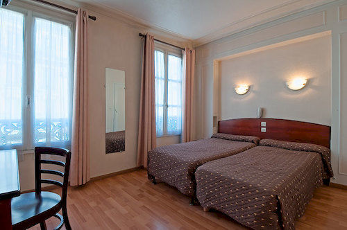 Hotel Saint-Quentin Paris