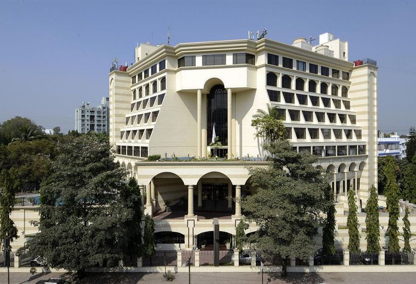 Hotel Sun-n-Sand Pune