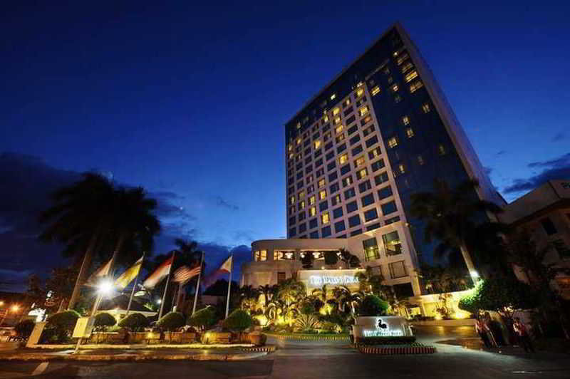 Hotel Marco Polo Davao in Davao City, starting at £33 | Destinia