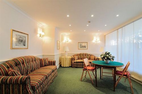 Residence Sacconi Rome