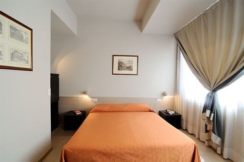Residence Sacconi Rome