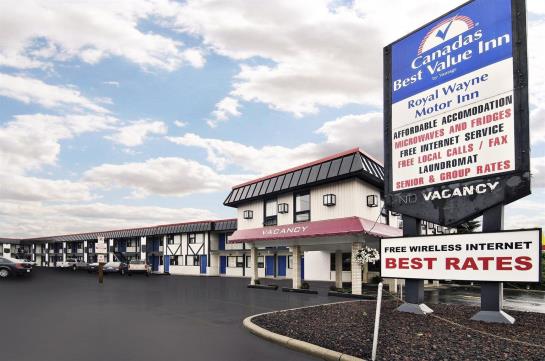 Hotel Canada's Best Value Inn Calgary
