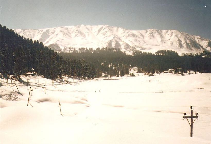Hotel Zahgeer Continental Srinagar