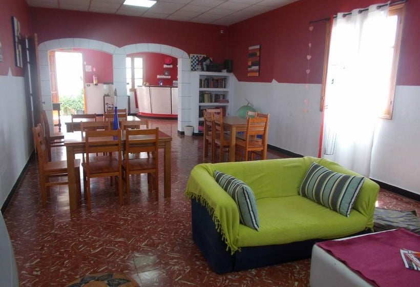Gemeinschaftsbereiche Albergue de Guía Santa Maria de Guia