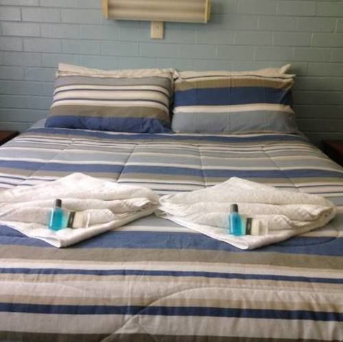 Emu Beach Chalets Albany