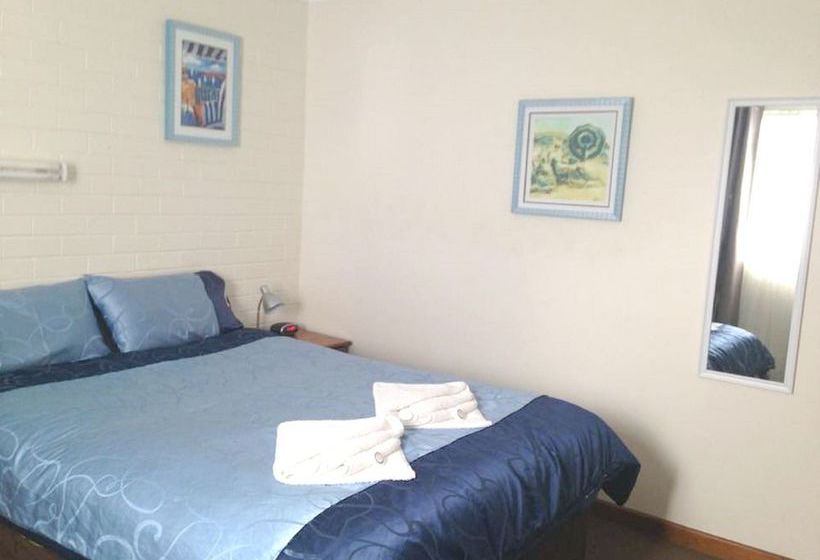 Emu Beach Chalets Albany